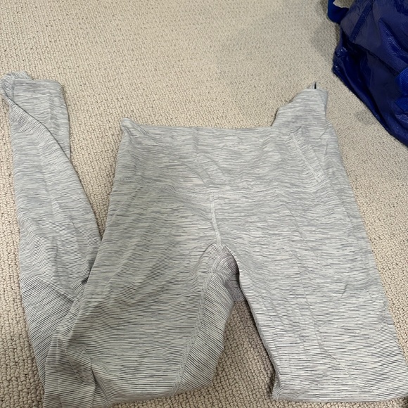 Lululemon align grey and white striped leggings - Picture 2 of 4